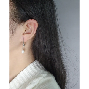 Minimalist S925 silver knotted stud earrings with round white pearls for women