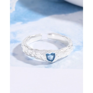 S925 sterling silver heart ring with blue zircon and irregular lava texture finish