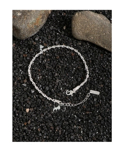Détail du bracelet en argent sterling S925 avec fermoir mousqueton et chaîne de réglage