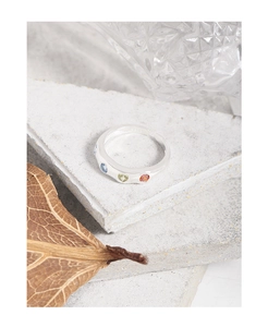 Detailed view of S925 sterling silver ring with colorful heart and round zircon stones