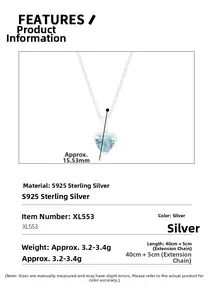 Vue détaillée du collier en argent S925 avec pendentif coeur bleu et chaîne de 45cm