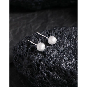 Minimalist S925 sterling silver matte round ball stud earrings for women in silver