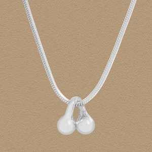 S925 Argent Sterling Cerise Pendentif Chaîne en Os de Serpent Collier Pour Femme Minimaliste Élégant Bijoux en Argent Accessoire