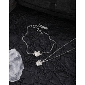 S925 sterling silver jewelry set with heart-shaped white agate pendants and fine stones