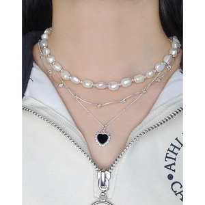 Double-layer S925 silver necklace with baroque pearls and black heart pendant