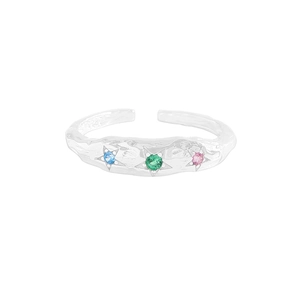 Minimalistischer S925 Sterlingsilber Ring mit Lavatextur und farbigen Zirkonia Sternen