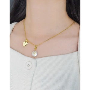 Collier en argent S925 doré avec pendentifs cœur et perle baroque à motif étoile