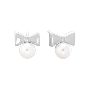 Élégantes boucles d'oreilles nœud en argent S925 avec perles blanches sur fond blanc