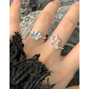S925 silver ring set featuring a 3D seashell design and intertwined hollow heart shapes