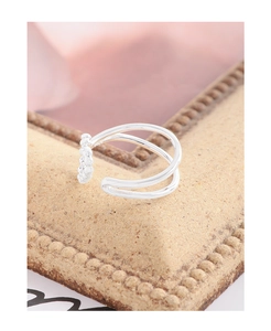 Close-up of S925 sterling silver ring showing double layers and bead texture