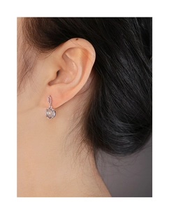 Detailed close-up of S925 silver drop earring with smoky quartz and twisted texture