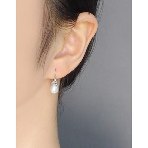 S925 sterling silver acorn drop earrings with lustrous natural white teardrop pearls