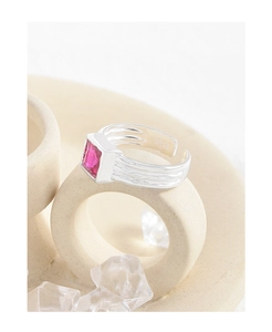 Detailed view of S925 sterling silver ring featuring a rose pink zircon and wavy texture