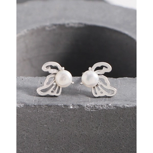 Elegant S925 sterling silver hollow butterfly wing stud earrings with white pearls