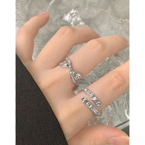 S925 sterling silver pleated texture ring set with cubic zirconia for women