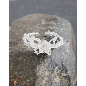 S925 sterling silver open ring with wrinkled texture rose and butterfly wing design