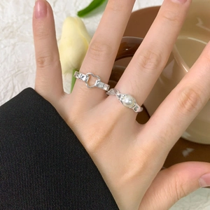 Elegantes S925 Silber Set aus unregelmäßigem Perlenring und Herz-Kettenring für Damen