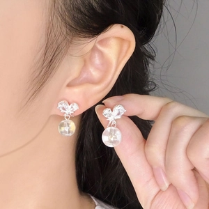 Boucles d'oreilles nœud en argent avec zircon et perle de cristal pour femmes