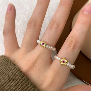 S925 sterling silver ring with natural freshwater pearls and red gemstone charms