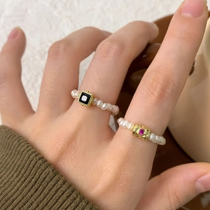 French vintage S925 silver pearl rings set with black and magenta gemstones
