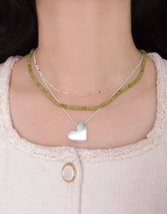 Triple-layered S925 silver necklace with green beads and brushed heart pendant