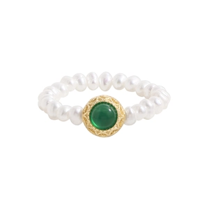 S925 silver beaded ring with freshwater pearls and a green agate stone in gold floral base