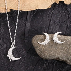 Elegant S925 silver crescent moon necklace and stud earrings set with bow detailing