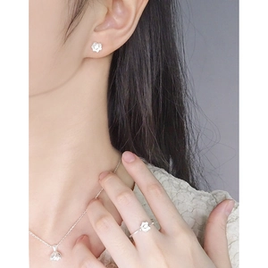 Set da 3 pezzi in argento sterling S925 con orecchini, collana e anello a forma di fiore