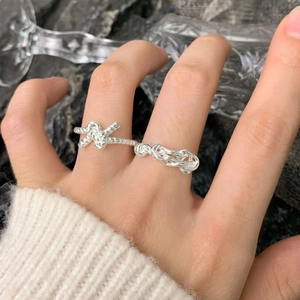 Minimalist S925 sterling silver knotted bow and interwoven chain rings for women