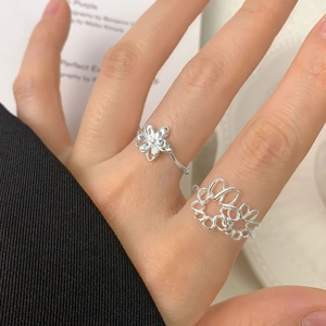 Bagues en argent sterling S925 minimalistes avec motif floral 3D et design de coeur creux