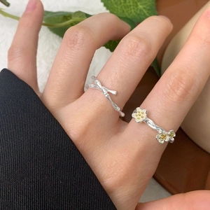 S925 sterling silver rings with bamboo texture and daisy flower designs for women