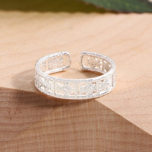 Vintage S925 sterling silver open ring with hollowed texture and embossed floral design