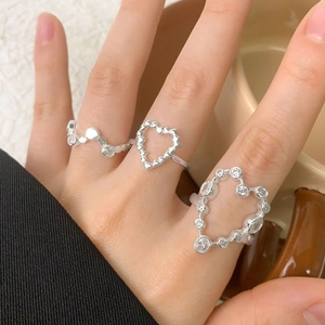 Three-piece S925 sterling silver ring set with zircon hearts and wave design