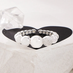 Minimalist S925 sterling silver open ring with polished and frosted gradient beads