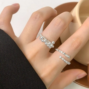 Eleganti anelli aperti in argento S925 con perle a grappolo e cuori per donna