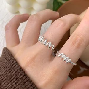 Élégantes bagues ouvertes spirales en argent sterling S925 pour femme sur main
