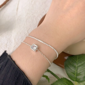 Bracelets superposés en argent sterling S925 avec chaîne scintillante et zircon carré