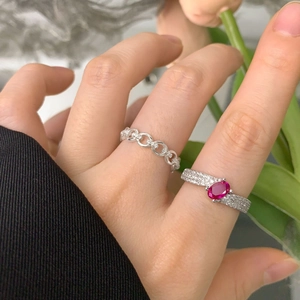 S925 sterling silver open ring set with magenta zircon stone and chain link design