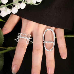 Irregular S925 sterling silver ribbon knot ring and minimalist oval ring for women