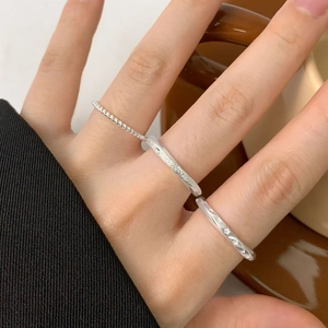 Three-piece set of S925 sterling silver Mobius rings with matte and spiral textures