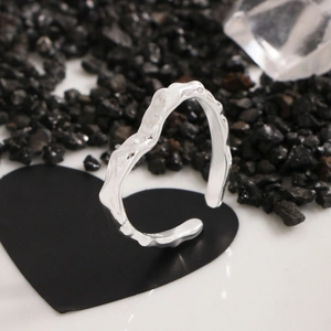 Lava texture heart open ring in S925 sterling silver with irregular wave design