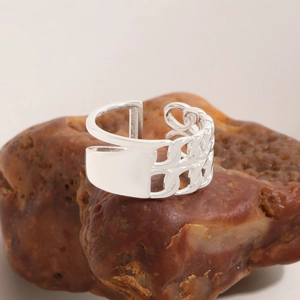 Minimalist S925 sterling silver wide band ring featuring hollow chain weave design