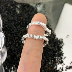 Minimalist S925 sterling silver heart open rings with irregular lava texture for women