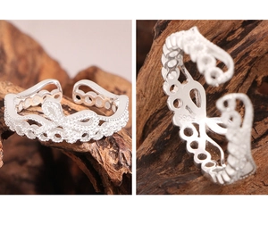 Détails de la bague noeud en argent S925 avec texture dentelle et poinçon d'authenticité