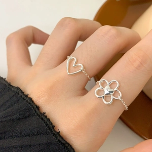 Minimalist S925 sterling silver adjustable chain rings with heart and flower motifs