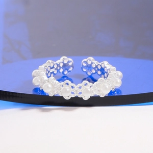 Elegant S925 sterling silver lace flower ring with lustrous white pearls for women