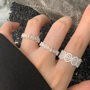 Elegant S925 sterling silver lace crown rings with intricate zircon floral pattern