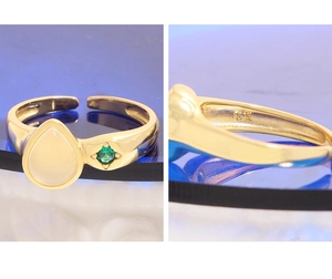Detailed macro view showing the S925 hallmark on the gold plated teardrop stone ring