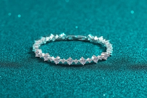 Close-up of S925 sterling silver moissanite tennis bracelet with brilliant round stones
