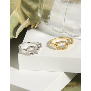 Minimalistischer S925 Silber Hufeisenring mit Zirkonia in Gold und Silber Ausführung